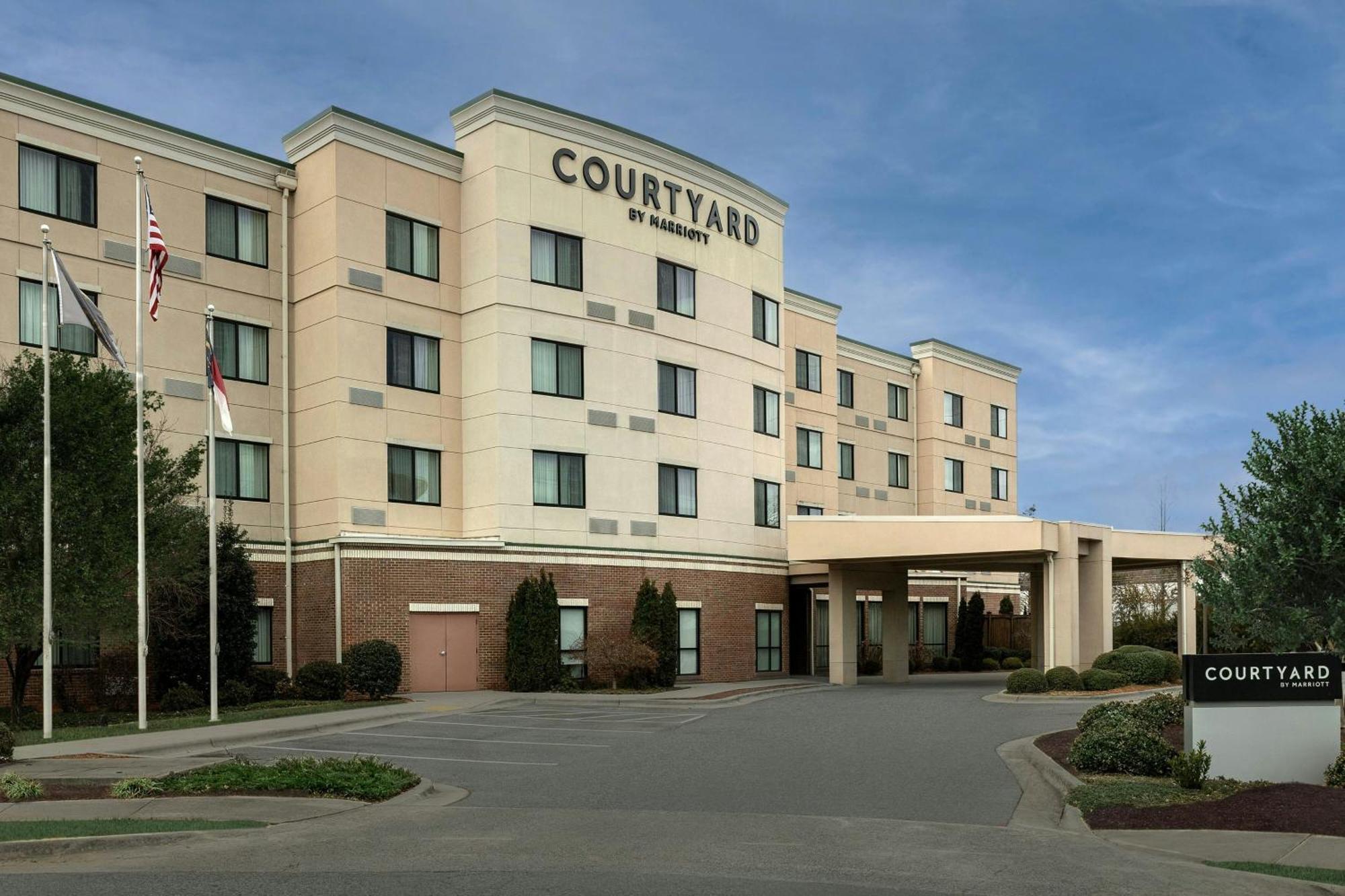 מלון Courtyard By Marriott סליסבורי מראה חיצוני תמונה