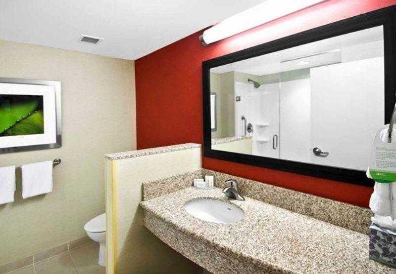 מלון Courtyard By Marriott סליסבורי מראה חיצוני תמונה