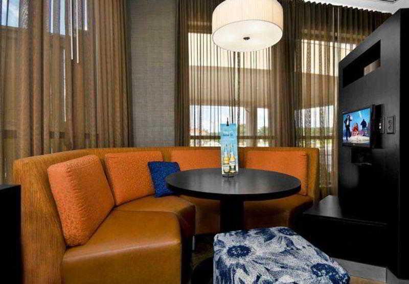 מלון Courtyard By Marriott סליסבורי מראה חיצוני תמונה