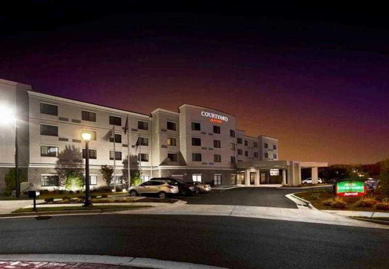 מלון Courtyard By Marriott סליסבורי מראה חיצוני תמונה
